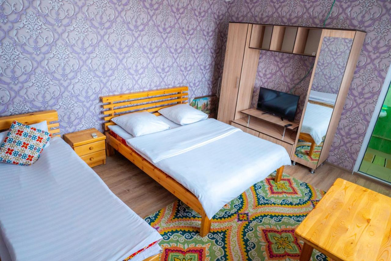 Guest House Etnodom Jalal-Abad Exterior photo