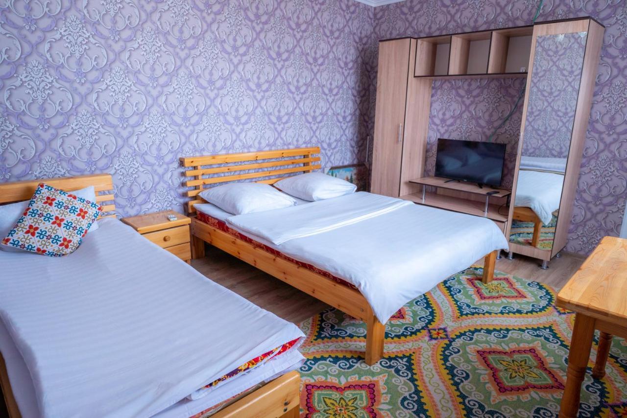 Guest House Etnodom Jalal-Abad Exterior photo