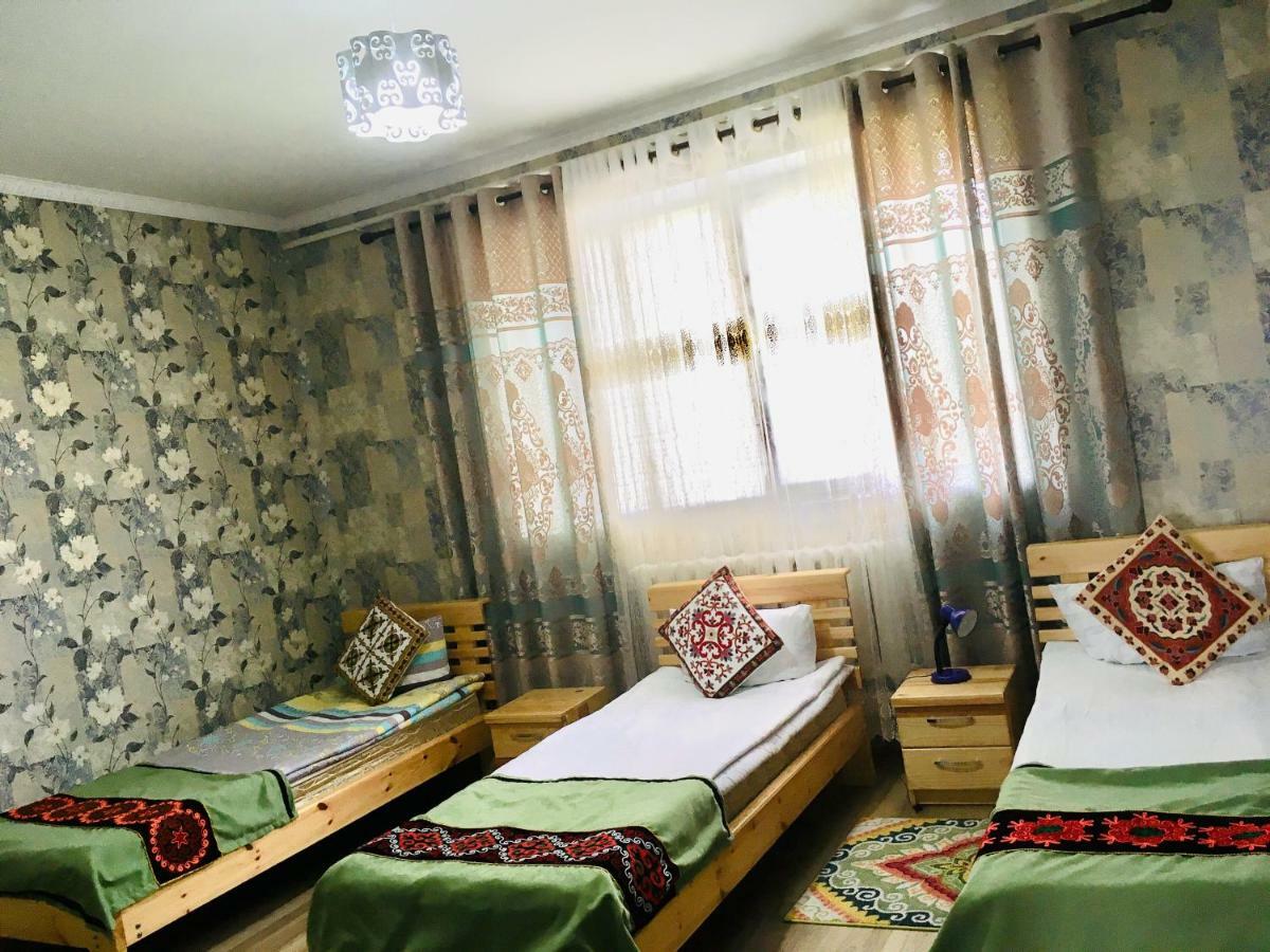 Guest House Etnodom Jalal-Abad Exterior photo